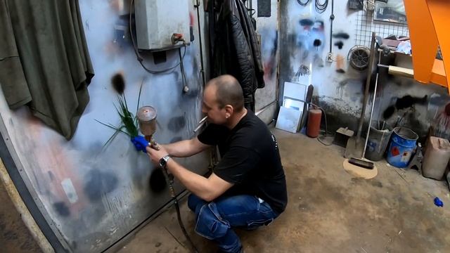 Покраска в камуфляж камыш тремя цветами кринолинов и капота мотособаки. План по установке лебёдки. смотреть онлайн