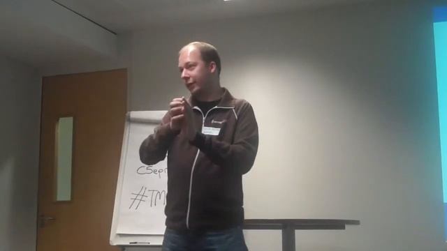 Derick Rethans discusses metadata on MongoDB at TechMeetups #TMUexpo London смотреть онлайн