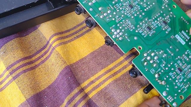 YAMAHA PSR-SX900-PSR-SX700-PSR-S950 repairing mic volume controller смотреть онлайн