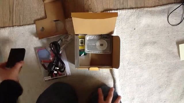 UNBOXING AND FIRST LOOK- Canon Powershot A2400 IS смотреть онлайн