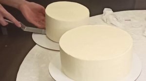 ?Как собрать двухъярусный торт