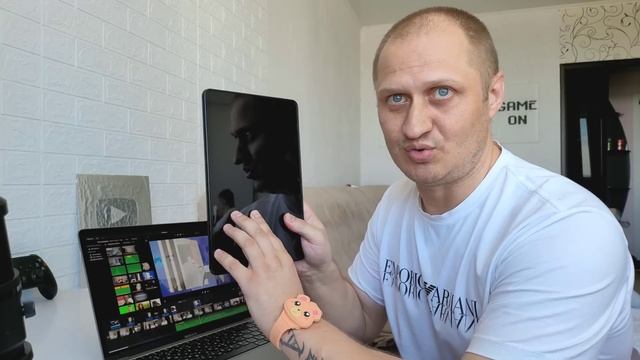 Стоит ли покупать MacBook Air 13 на m1 или лучше планшет Samsung Galaxy Tab S8 | Все плюсы и минусы смотреть онлайн