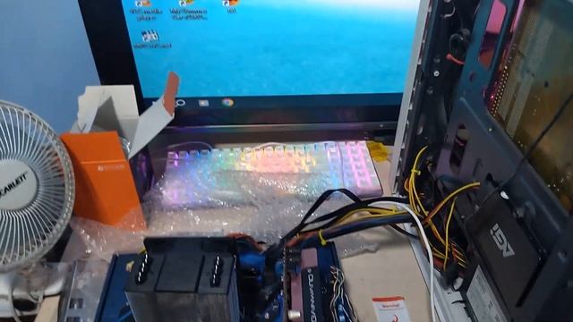 Игровой ПК в стиле The Sims на Xeon | Часть 1 Распаковка и подготовка комплектующих смотреть онлайн