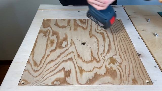 DIY 3 in 1 Homemade Table Saw, Router Table And Jigsaw Table, Part 1/ Фрезерный стол своими руками смотреть онлайн