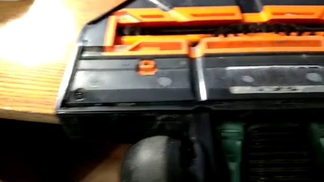 Ремонт щетки аккумуляторного пылесоса Тефаль смотреть онлайн