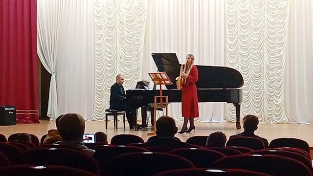 Иван Юркевич "Отражение". Саксофон- Анастасия Кравец смотреть онлайн