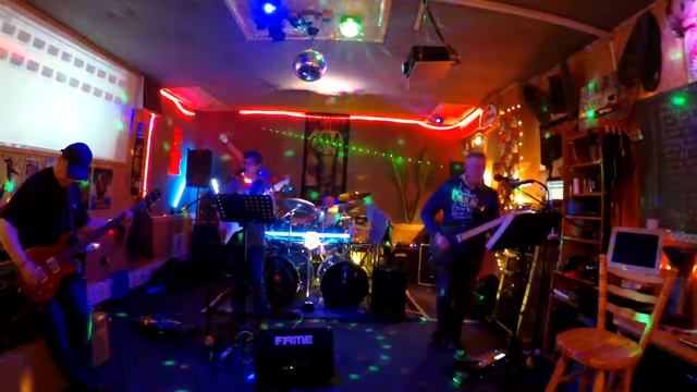 Dreamer Ozzy, Cover Basement Shots, aufgenommen mit Zoom Q8 смотреть онлайн