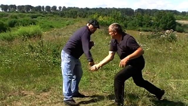 Рукопашный бой, РУС, уходы от амплитудных ножевых ударов смотреть онлайн