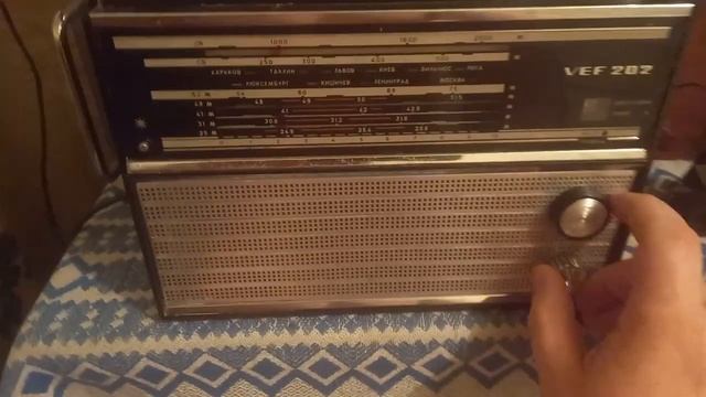 ВЭФ 202 Приём на 3 мгц. смотреть онлайн