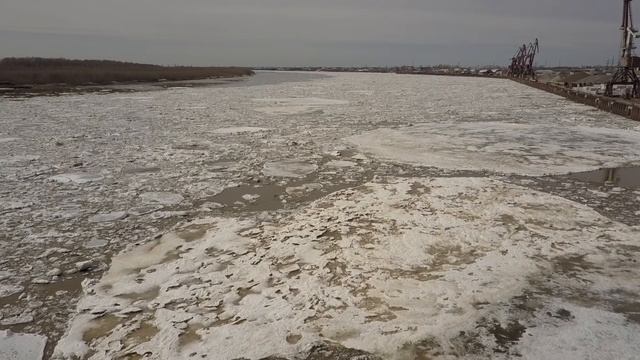 Нижневартовск ледоход 2019.05.08 смотреть онлайн