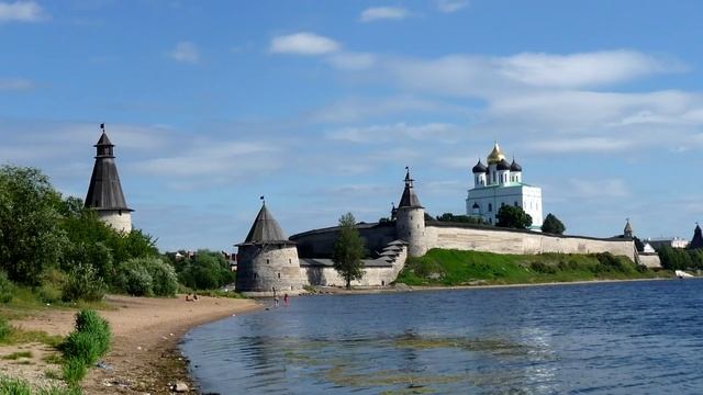 Псковский Кром (Кремль) Достопримечательности Пскова смотреть онлайн