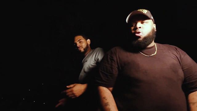 Don’t Panic-Travis Slang feat. DJ DDT смотреть онлайн