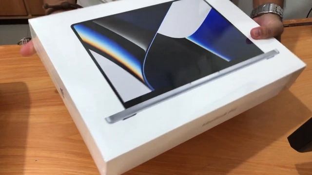 MacBookPro M1Pro Unboxing смотреть онлайн