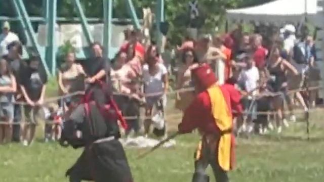 Fighting at the Ole English Faire смотреть онлайн