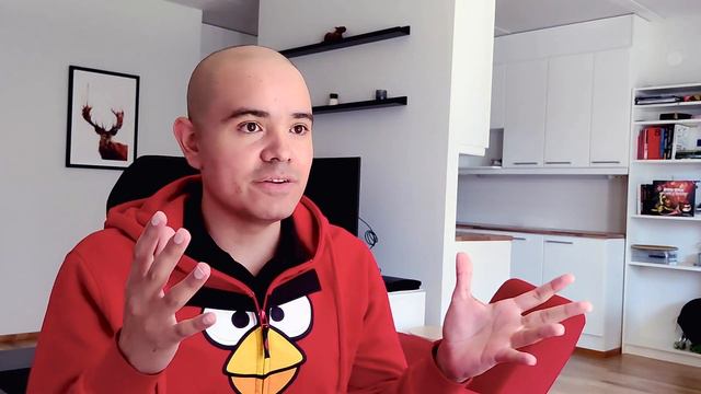 Angry Birds Fan Of The Month | Meet Tiffany! смотреть онлайн