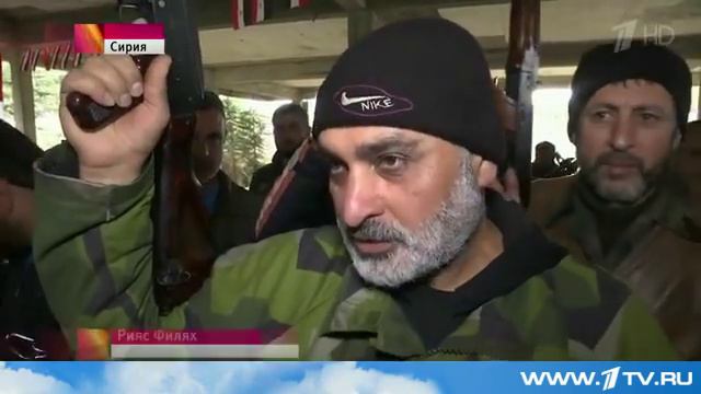 Все больше добровольцев записывается в сирийскую армию, которая при поддержке ВКС РФ теснит боевико смотреть онлайн