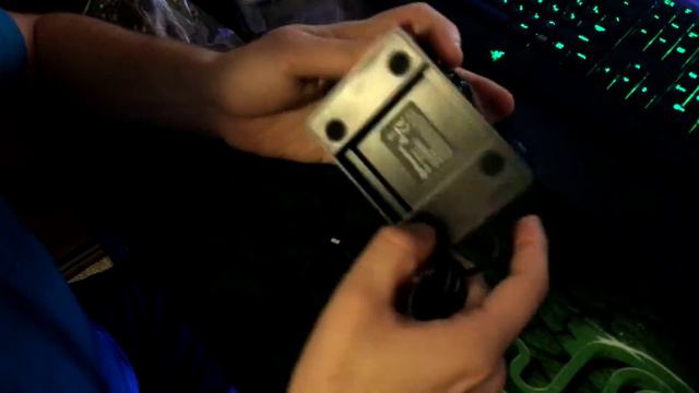 Распаковка станции для контролера PS4 (Charge Stand PS4 ) смотреть онлайн