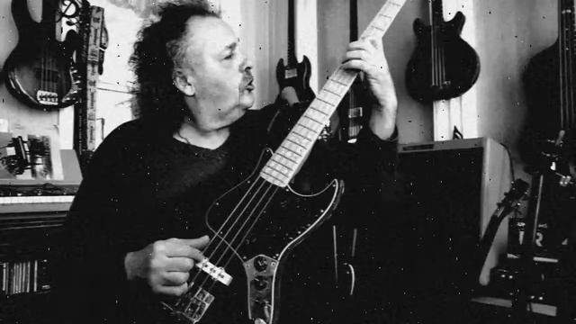 Modified Geddy Lee USA смотреть онлайн