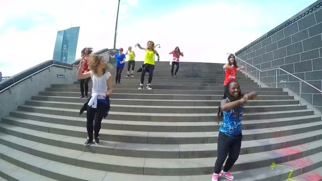 Зумба фитнес Видео уроки ZUMBA FITNESS смотреть онлайн