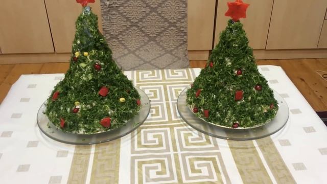 For the New Year \Special salads \Cold snacks \We decorated a beautiful table for our guests смотреть онлайн