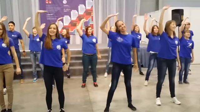 Флэшмоб студентов ПГГПУ на ярмарке 'Образование и карьера - 2015' смотреть онлайн