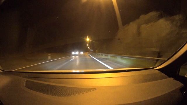 Seat Leon LED headlights in dark road смотреть онлайн