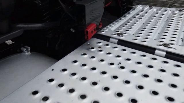 RENAULT T RANGE Eu 6 6x2 TRACTOR UNIT 2013 - GK63 PDU смотреть онлайн