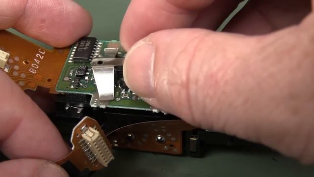 EEVblog #937 - Retro Canon Still Camera Teardown! смотреть онлайн