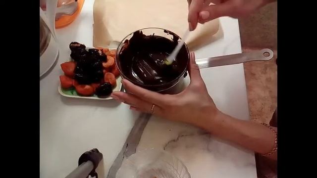 КОНФЕТЫ С КУРАГОЙ, ЧЕРНОСЛИВОМ И ГРЕЦКИМ ОРЕХОМ! ПРОСТО И НЕВЕРОЯТНО ВКУСНО!!! смотреть онлайн