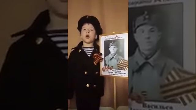 Песня "9 мая" исполняет Мурзин Матвей смотреть онлайн