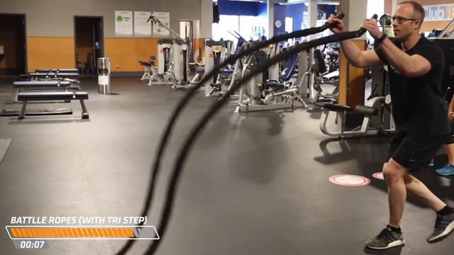 10 Minute Upper Body/ Core Circuit Workout | Club16 Trevor Linden Fitness смотреть онлайн