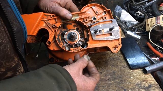 Хускварна 365 ,,Пластилиновая,,бензопила!) смотреть онлайн