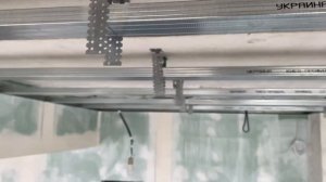 Ровный потолок из гипсокартона. Каркас, выравнивание, обшивка.