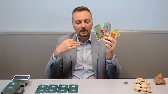 Таро онлайн. 03.10.23 -9-12 Семён Кулешов смотреть онлайн