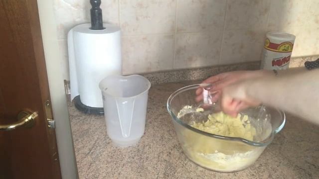Хьалтмаш, ахьар тоьпш. (Кукурузные хинкалы и трубочки. Из серии «национальная кухня») смотреть онлайн