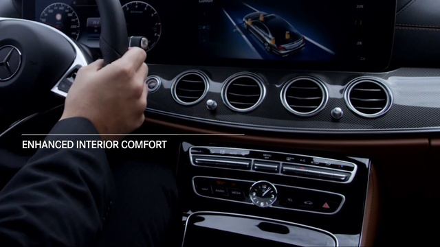 The Mercedes-Benz E-Class Sedan смотреть онлайн