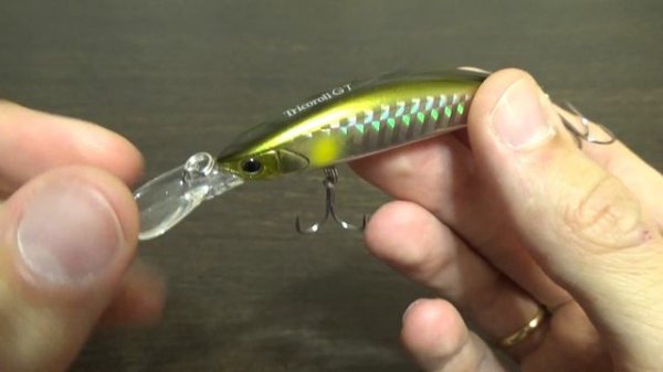 Видеообзор воблера Jackall Timon Tricoroll GT 72MD по заказу Fmagazin