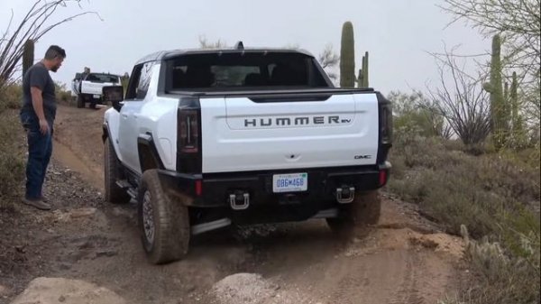 Тест-драйв ЭЛЕКТРО HUMMER по бездорожью. Огромный Электропикап в деле.