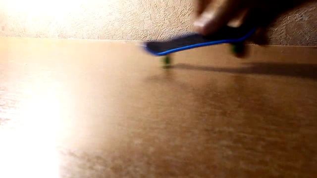 учусь делать трюки на мини-скейте смотреть онлайн