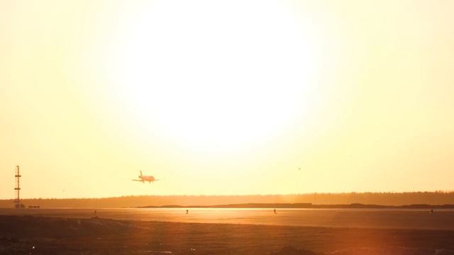 CRJ200 Landing at Sheremetyevo Airport смотреть онлайн