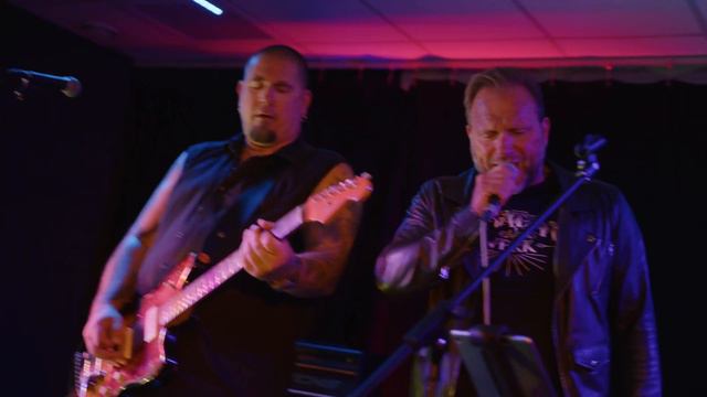Gågatens Verk - Money For Nothing (Cover) смотреть онлайн