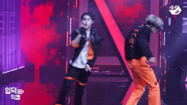 [입덕직캠] 엔하이픈 제이크 직캠 4K 'Future Perfect (Pass the MIC)' (ENHYPEN JAKE FanCam) | @ENHYPEN COMEBACK SHO смотреть онлайн