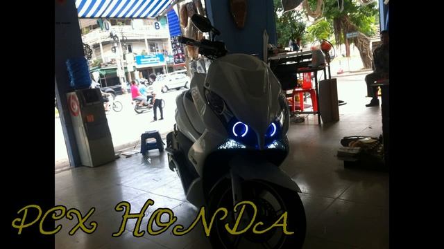 Honda PCX Scoter Decal To Sticker смотреть онлайн