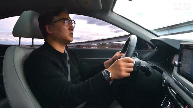 8세대 신형 쏘나타(DN8) 시승기 1 - 퍼포먼스 편 (Hyundai Sonata 2020 Performance Review) смотреть онлайн