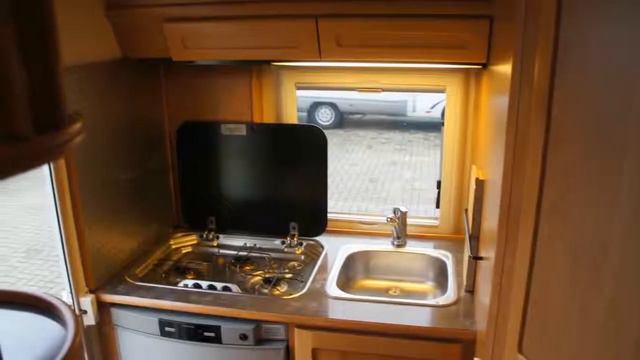 Kampeerauto te koop: HYMER S 510 MERCEDES 122 PK AUTOMAAT (VERKOCHT) смотреть онлайн