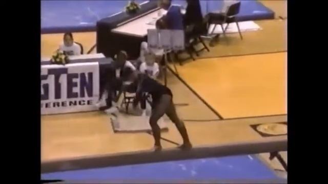 Lori Kindler (Minnesota) scores 9.15 for a solid balance beam routine at the Big 10 Championship смотреть онлайн