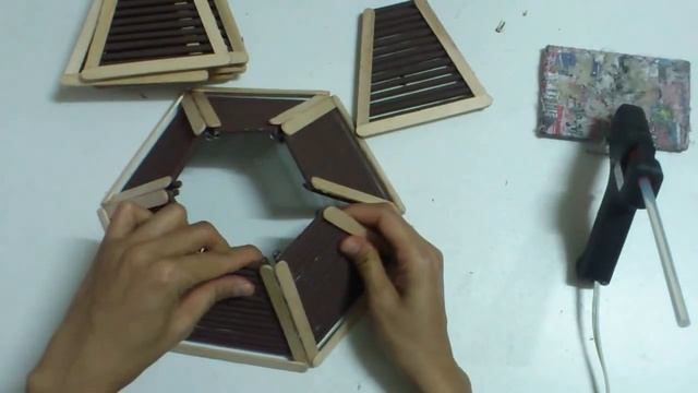 D.I.Y. Lamp From Newspaper & Popsicle Stick (Hexagon Hanging)