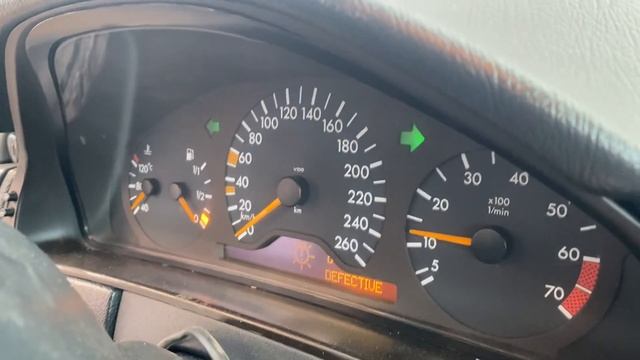 Mercedes w210 не реагирует на ключ решили проблему смотреть онлайн