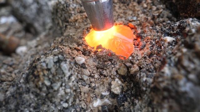 How to excavate the red crystals and amethysts formed in the rock veins смотреть онлайн
