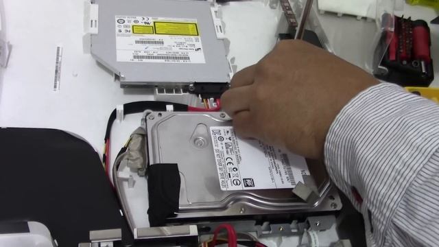 COMO DESARMAR LENOVO ALL IN ONE ( VERIFICAR S.O Y EL HDD) смотреть онлайн